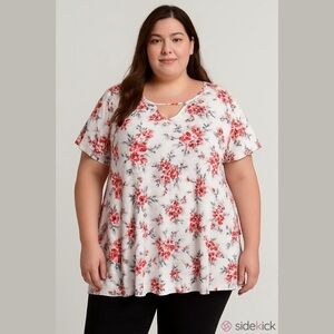 TORRID Size 3 Long Floral Smock Style Short Sleeve Top Blouse
